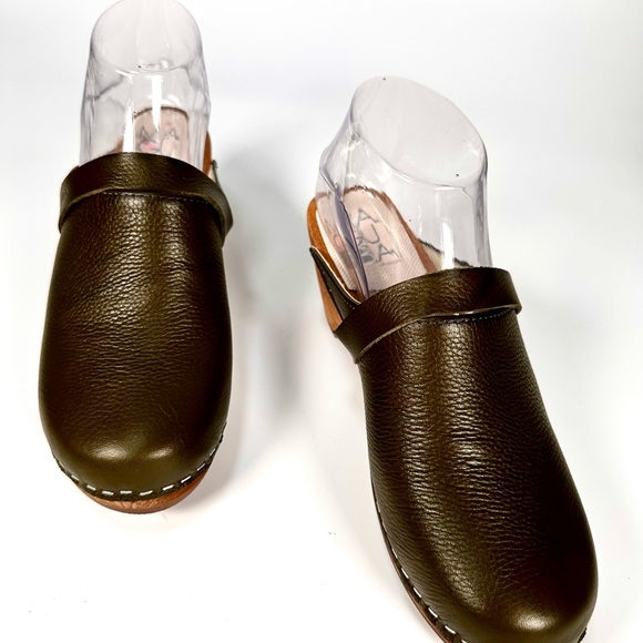 Maguba of Sweden Berkeley Olive Leather Clogs Size 37 US 7 - Picture 6 of 10